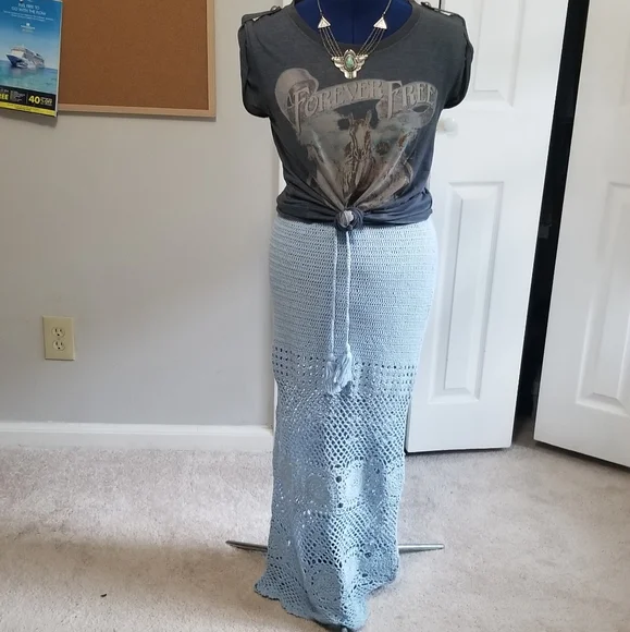 Spell and the Gypsy Collective Let the Sunshine In Crochet Skirt Blue NWT Sz M - Picture 2 of 6